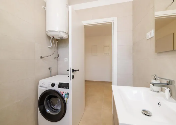 Schmidt Mali * دْغاماي