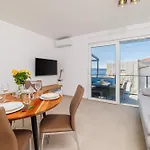 Schmidt Mali Apartment